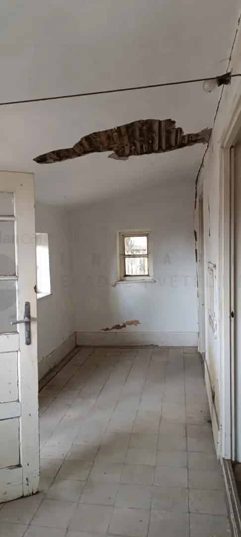 Felújítandó Parasztház Sándorfalván 81 m2 952 m2-es Telken