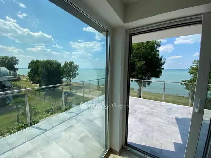 Siófok Ezüstpart Panorámás Üdülőlakás eladó