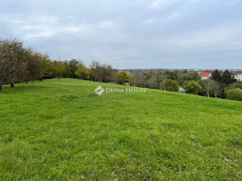 Kaposvár Kertváros 1896 nm-es dombos telek eladó panorámával