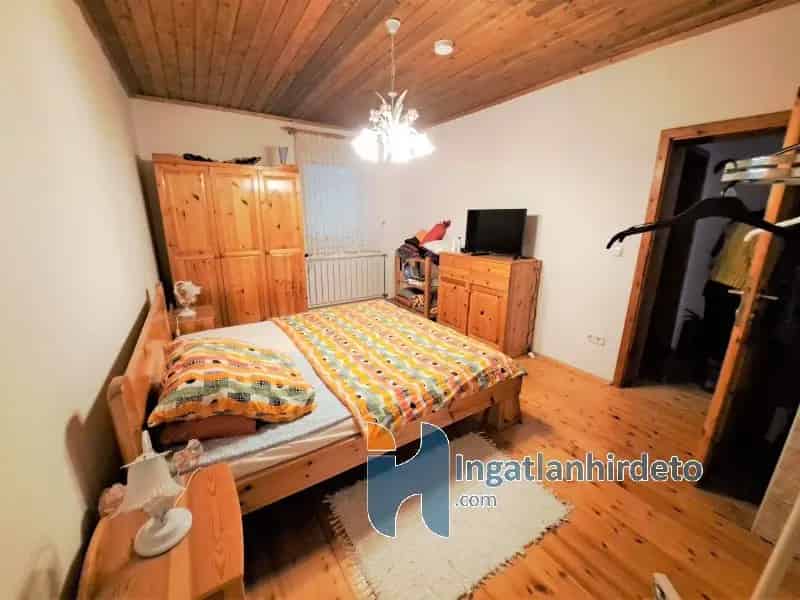 Galambok - 142 m2-es családi ház 6354 m2 telekkel