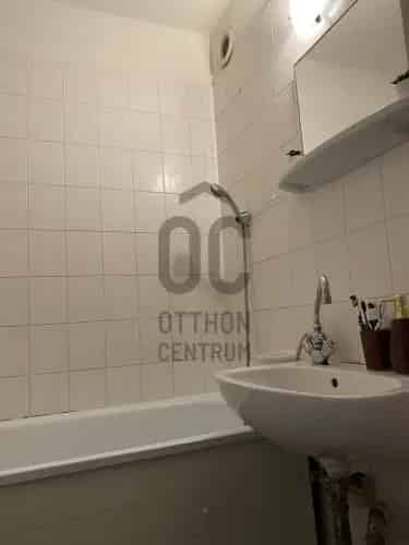 Debrecen István út Panel Lakás Eladó