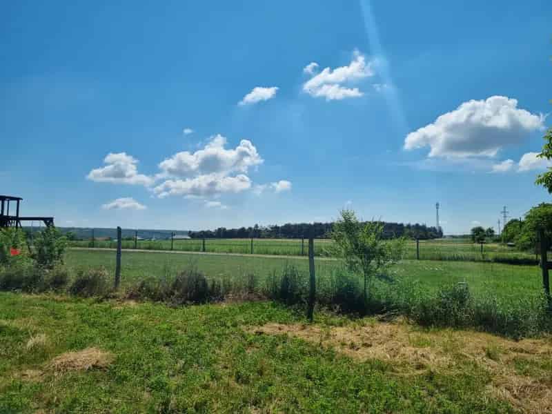 Építési Telek Pátka 990m2