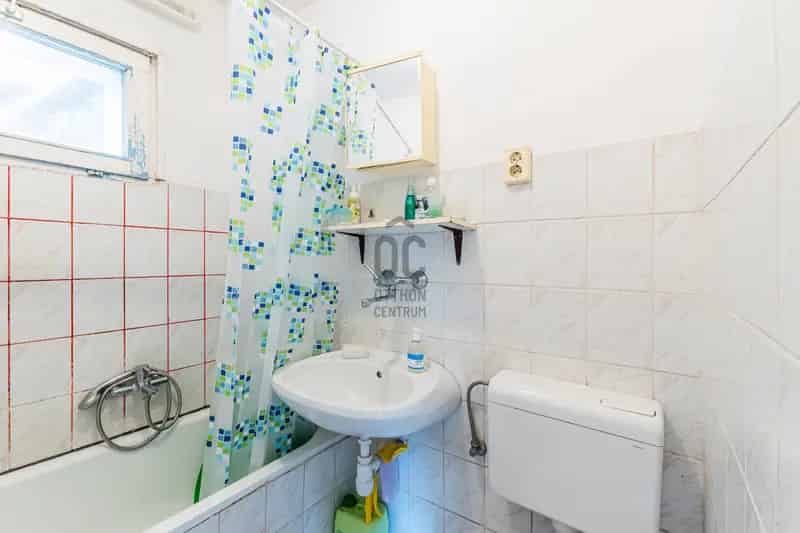 Budapest XVI kerulet Rakoszentmihaly 3 lakasos csalad haz elado befektetőknek is