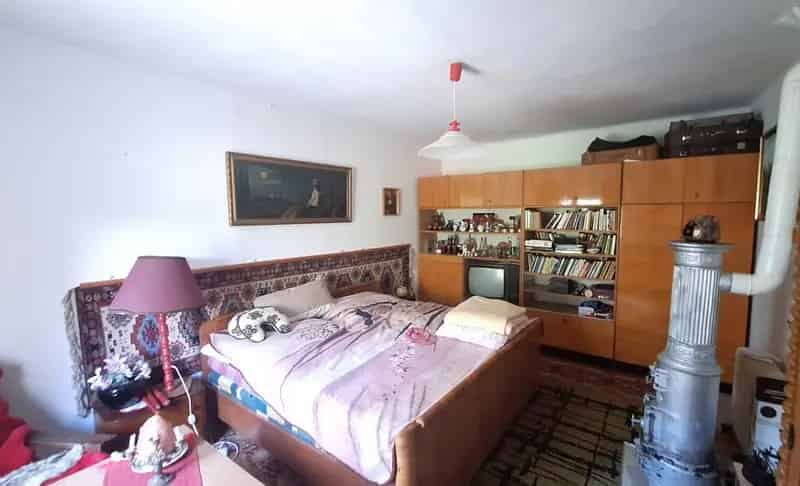 Dupla ház Taktaharkányban 1037 nm-es telken