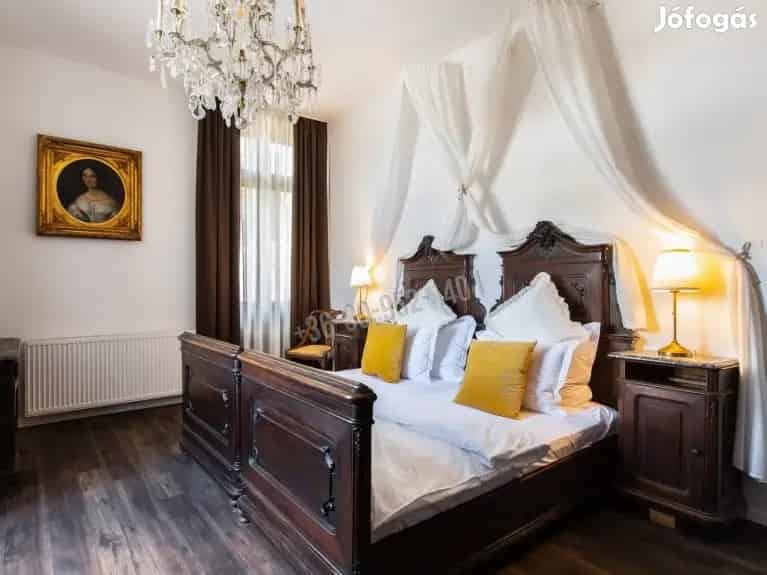 Visegrádi Hotel Eladó Wellnesssel és Panorámával