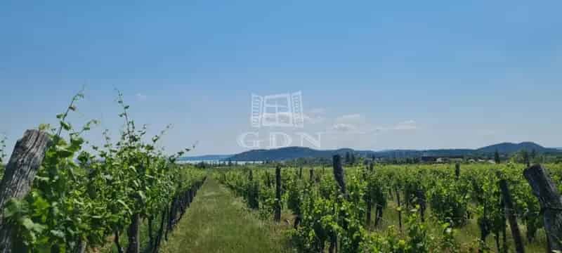 Panorámás Balatonfüredi Telek Eladó - 2182 m²