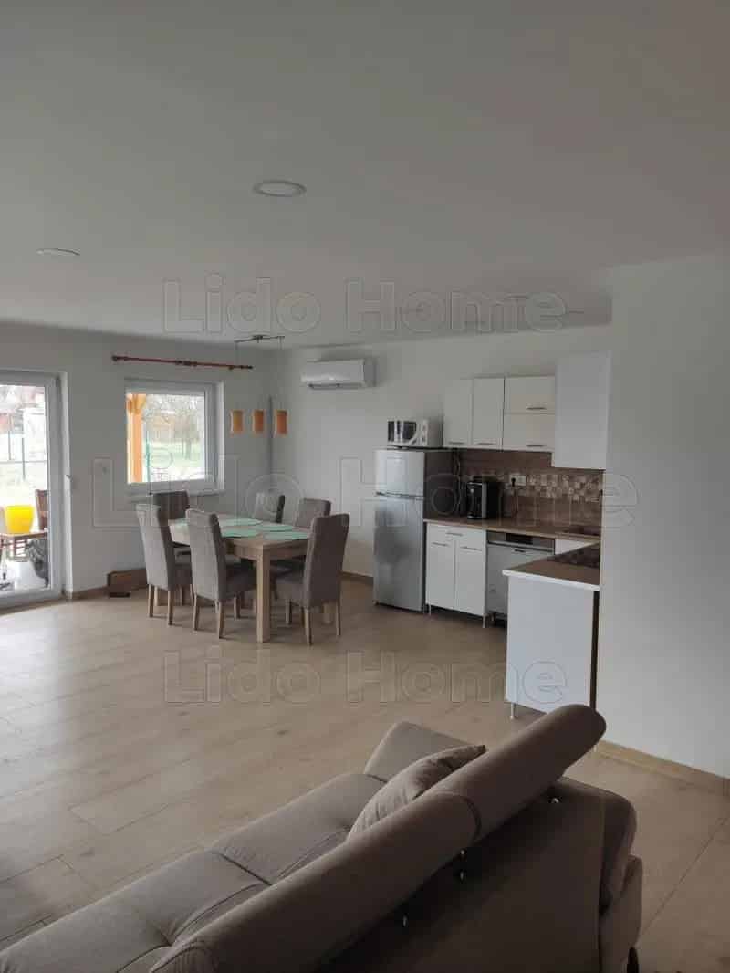 Új építésű ház Balatonkeresztúron 100 m2 464 m2 telekkel