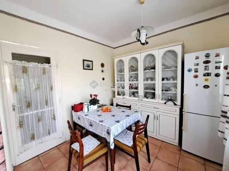 Rákoscsaba Ikerházfél Eladó 93m2 500m2 Telekkel