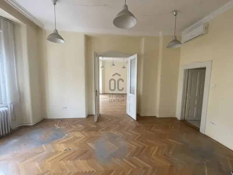 Debrecen belváros 161nm-es nagypolgári lakás eladó