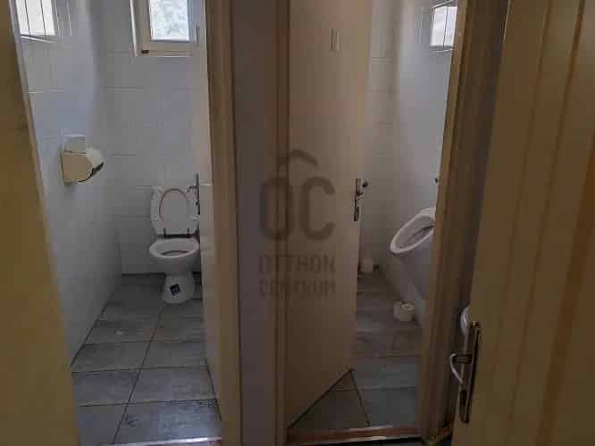 Abonyi eladó kereskedelmi ingatlan UZ016964