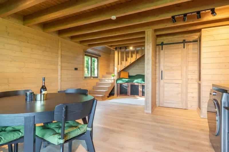 Modern ház eladó II kerületben 3727 m2 telken