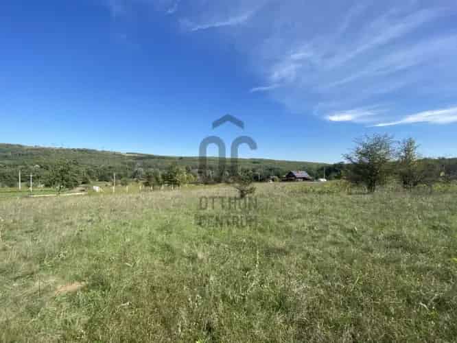 Domonyvölgy 840 nm-es Telek Eladó