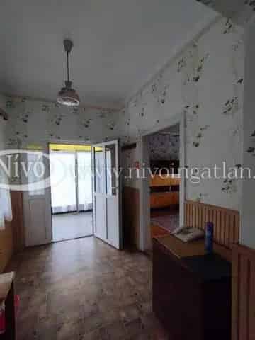 Hárskút - Bakony - Eladó családi ház 30 000 m2 telekkel