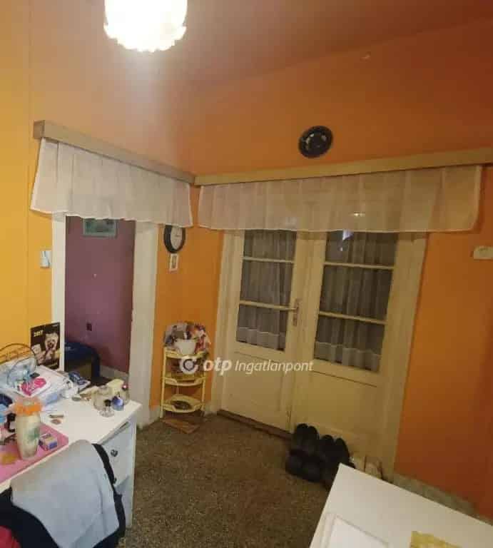Demecser 70 m2-es 2 szobás családi ház eladó