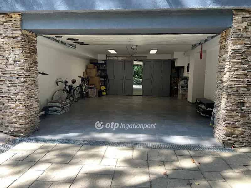 Luxus Villa Lakás Eladó 2 Keruletben 500 nm Kerttel