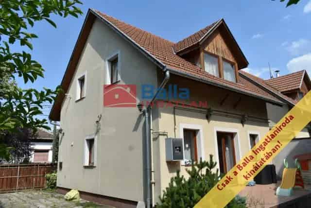 Budapest XIX Kerulet Sorhaz Elado 90nm 3 1 Felszobas