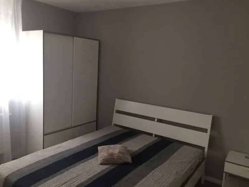 Pécs Belváros 42m2-es Luxuslakás Kiadó