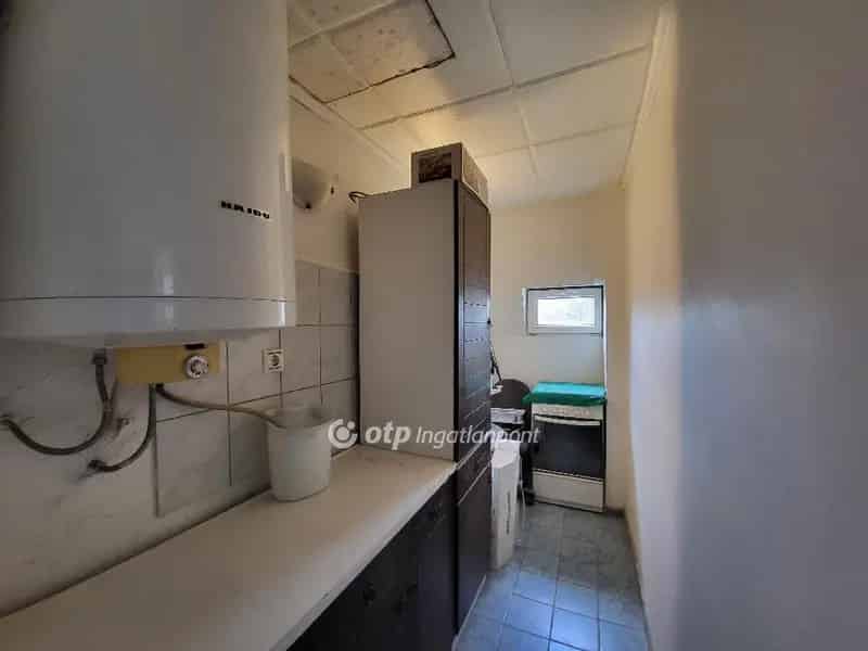 140m2-es Családi Ház Balatonfűzfőn 1180m2-es Telken