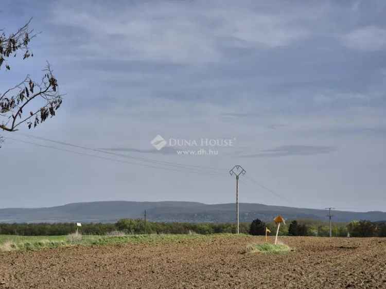 1690 nm-es telek eladó Környebányán