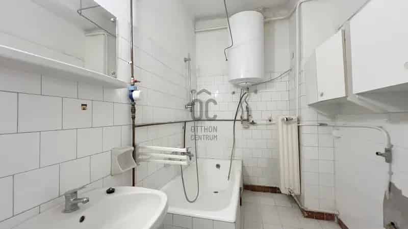 72 m2-es társasházi lakás garázzsal Szekszárdon