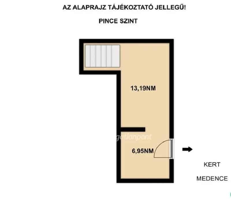 Pilisvörösvári családi ház eladó - 6 szoba, medence, napkollektor