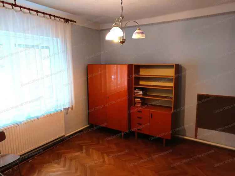 Halászi családi ház eladó nagy telekkel és garázzsal