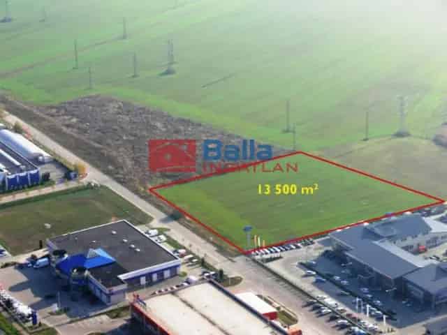 Székesfehérvár 13500 m2-es Telek Eladó - Üzleti Ingatlan