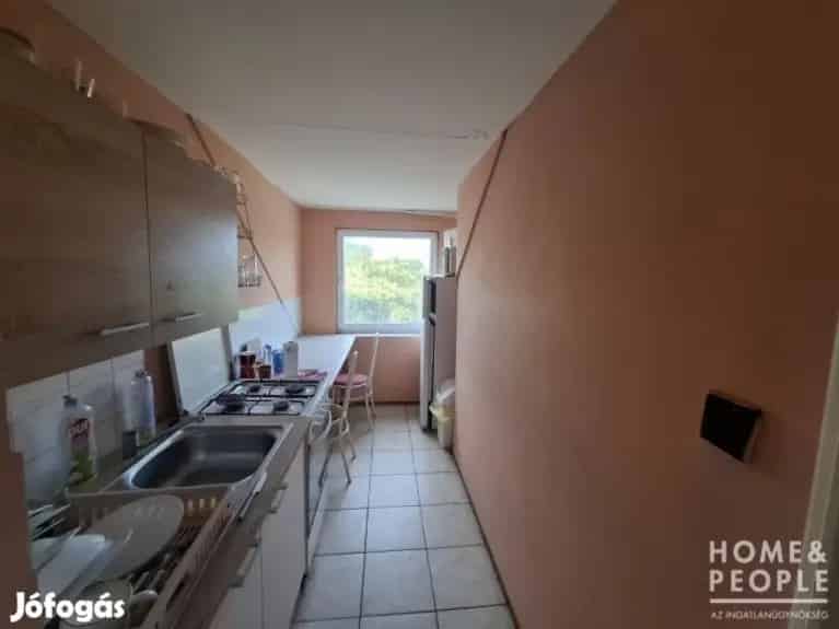 Szeged Subasán kétszintes családi ház eladó