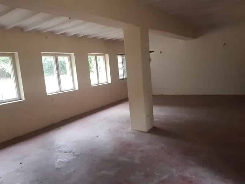 Dunaújváros Belterületi Telek Eladó 8500 m2 Parkosított