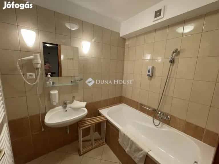 Sárvári Apartmanház Eladó 11 Apartmannal Befektetőknek és Nagycsaládosoknak