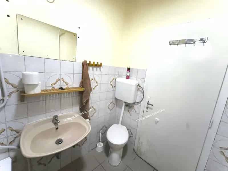 Ház Kiadó , Nagykörű, Alföld és Észak