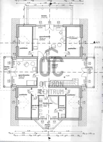 Ráckevei eladó családi ház 680 m2 18 ha telekkel tóval