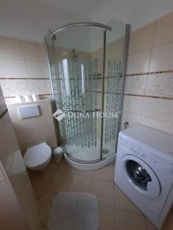 Balatonkenesei Ikerház 5 Apartmannal Eladó - Befektetésre Vagy Családi Otthonra