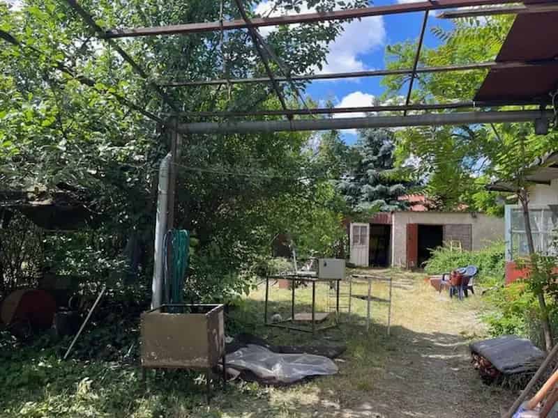 Szigethalom 70 nm-es családi ház eladó felújítandó