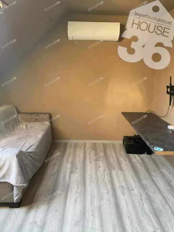 Dunaföldvár 3 szobás családi ház eladó 505 m2-es telken