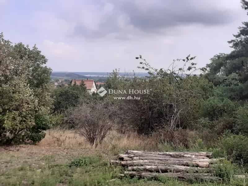 Pákozdi építési telek Velencei tó panorámával