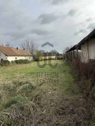 Debreceni eladó telek 1400 nm Hétvezér utca