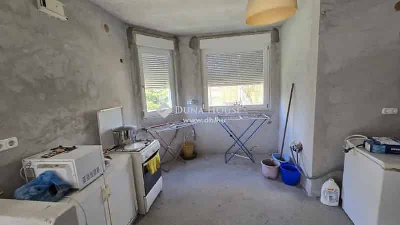 Pátyon Eladó 360 nm-es Családi Ház