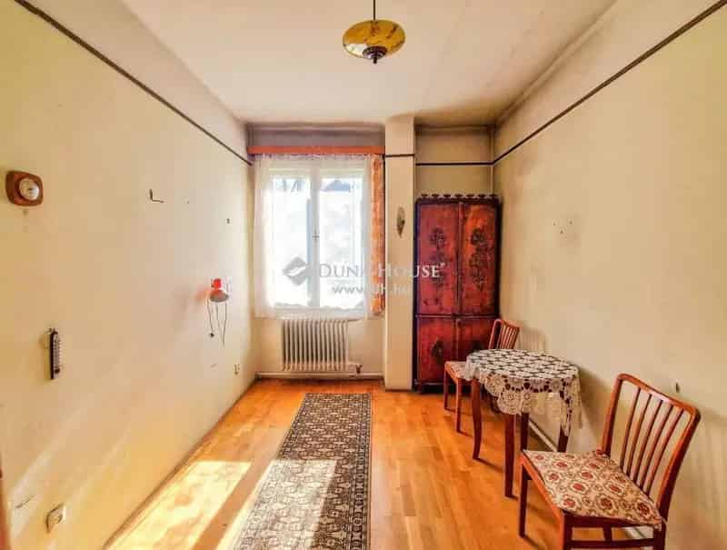6 szobás családi ház kiváló közlekedéssel