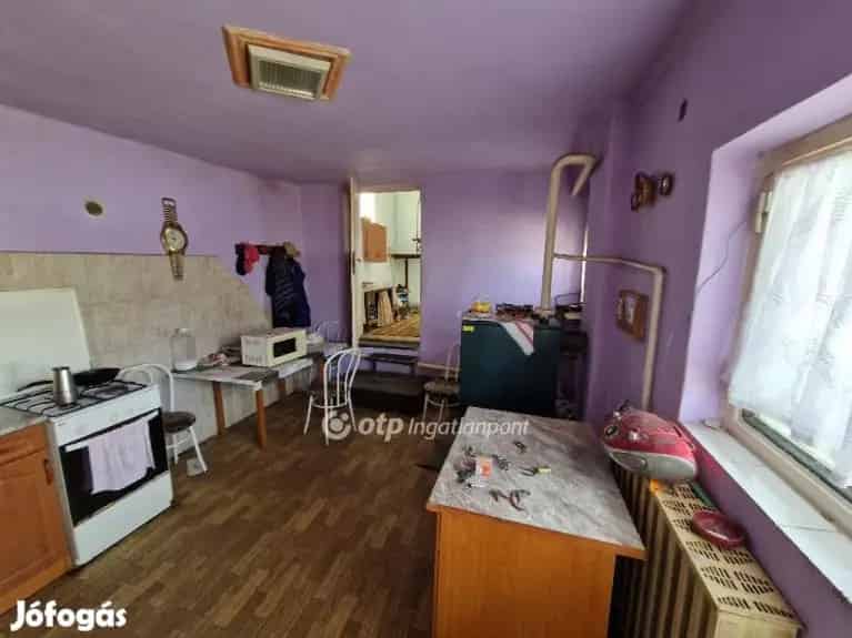 Balkány 90 nm-es ház eladó - felújítandó