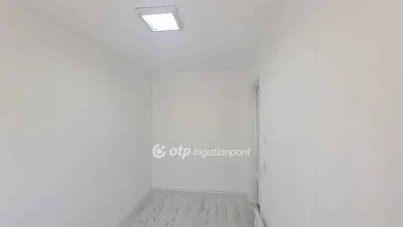 Felujitott Lakas Koki Terminal Kozelben