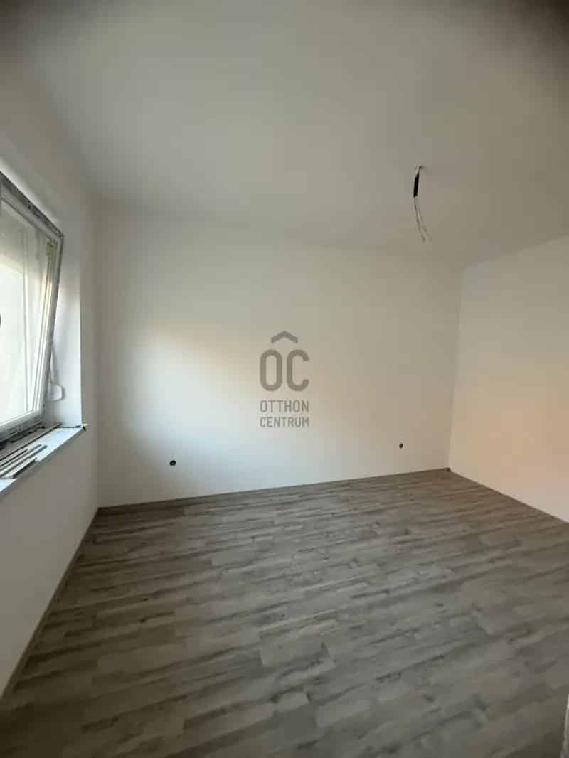 Pannonhalma Újépítésű Ház Eladó 106nm