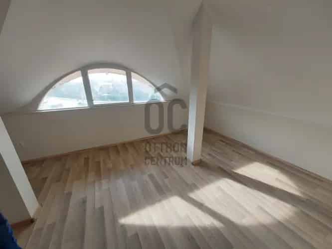 Gyenesdiási eladó kereskedelmi ingatlan UZ018065