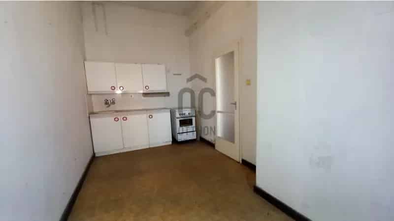 Szekszárdi eladó lakás 90 m2 3 szoba felújítandó
