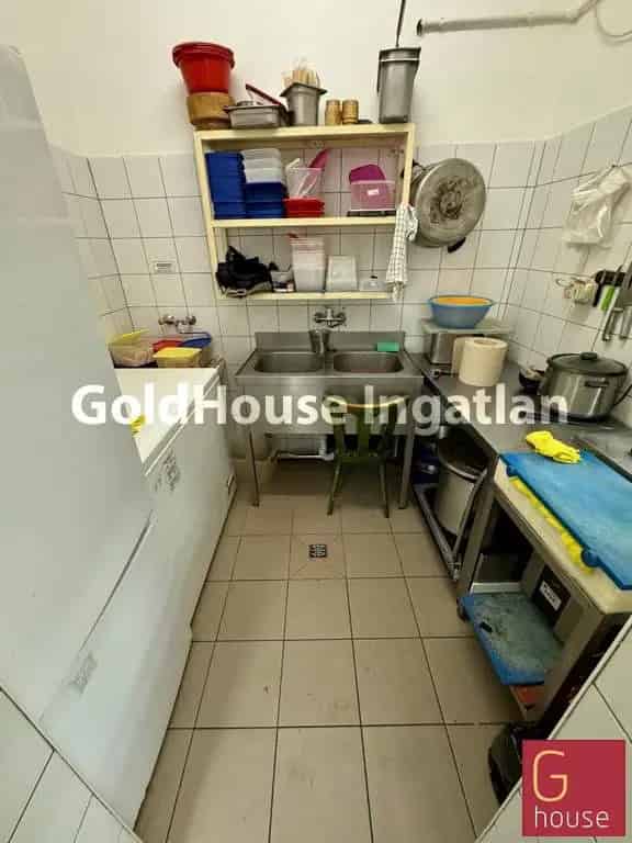 Kiadó melegkonyhás étterem Palotanegyedben