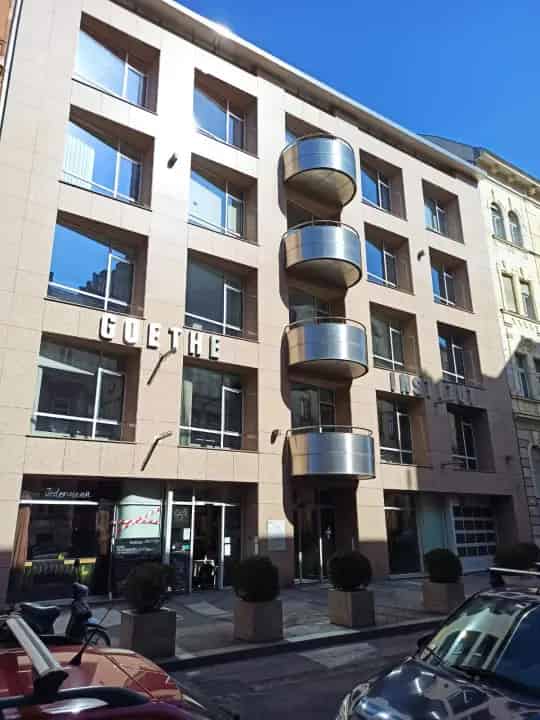 R58 Irodaház - Irodák kiadó