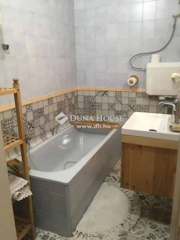 Pécs Belvárosi 3 Lakásos Családi Ház Eladó