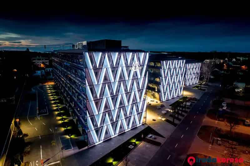 Forest Center Debrecen - Modern Irodakomplexum