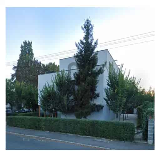 Debreceni eladó kereskedelmi ingatlan 150nm UZ018719