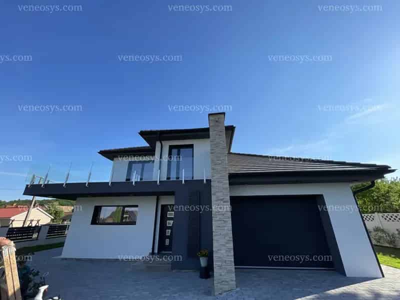 Új Építésű Családi Ház Balatonalmádiban - 183 m2